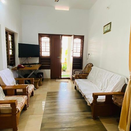 Green Island Homestay Riverside Kozsíkóde Kültér fotó