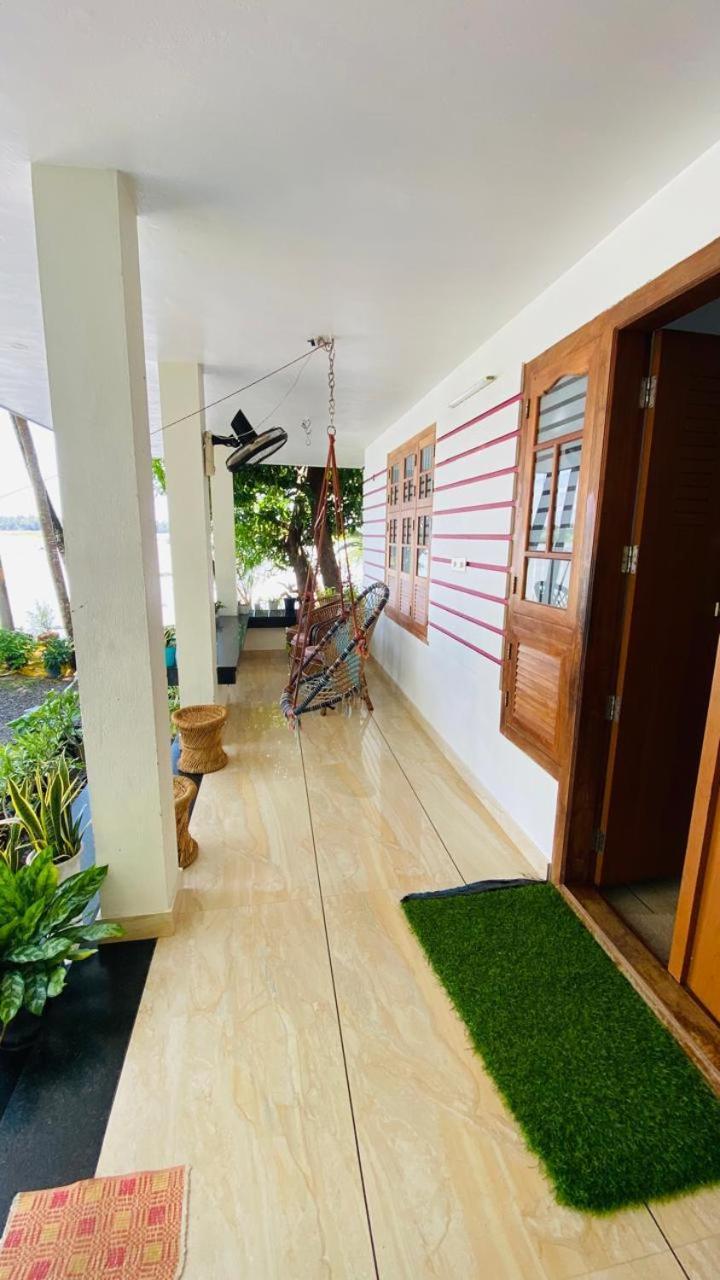 Green Island Homestay Riverside Kozsíkóde Kültér fotó